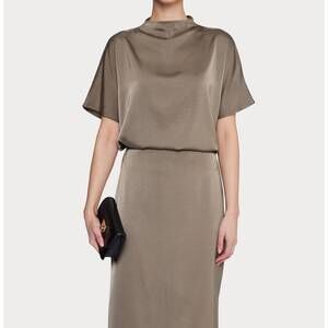 NEW AMANDA MARIA mila batwing top in olive